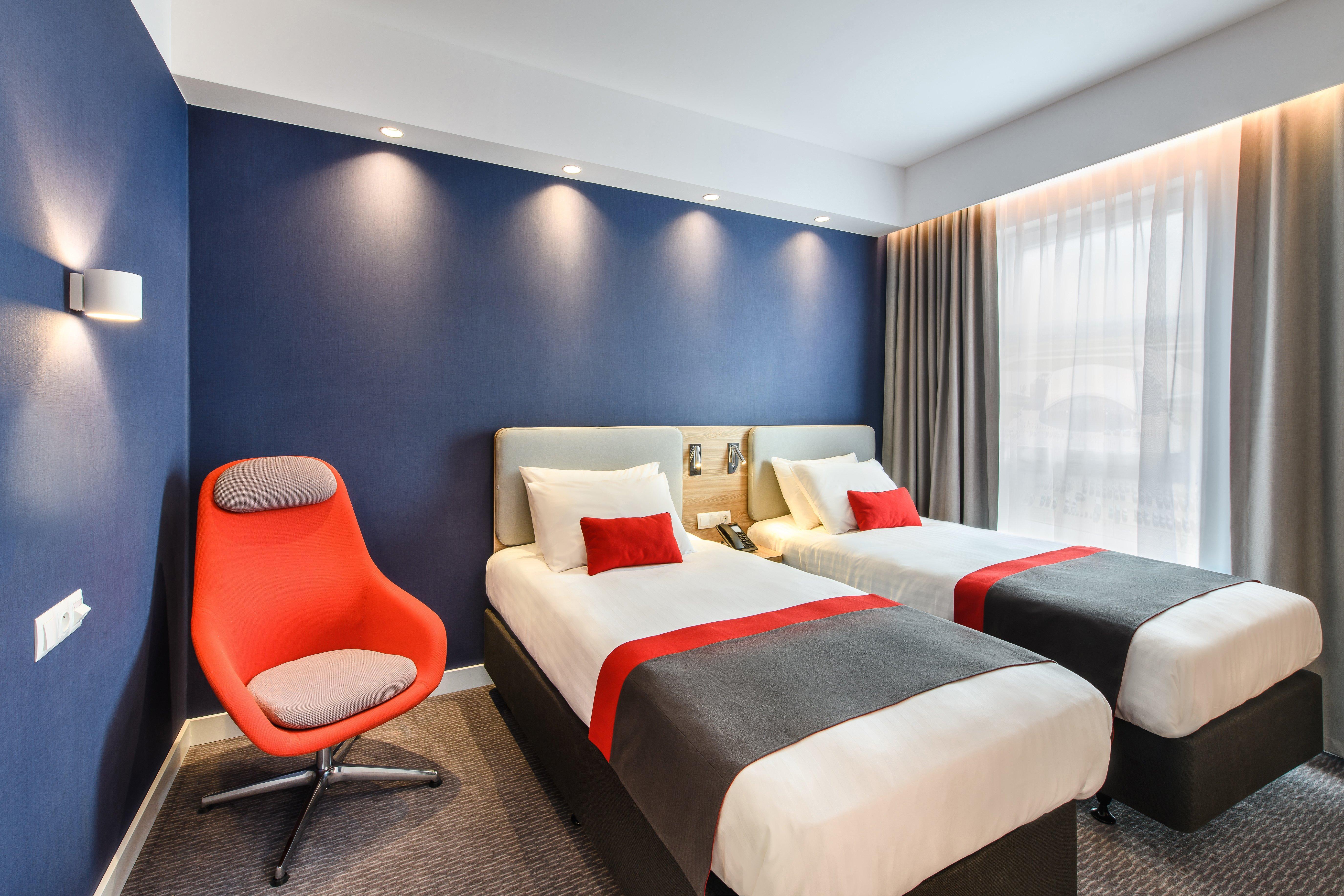 Holiday Inn Express - Rzeszow Airport By Ihg Jasionka Exterior photo